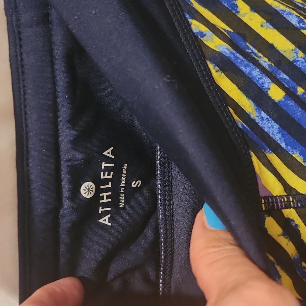 Athleta Pulse Running Shorts striped yellow and purple SIZE Medium - Picture 3 of 3